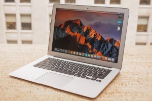 Có nên mua MacBook cũ không? Nên mua MacBook cũ đời nào?